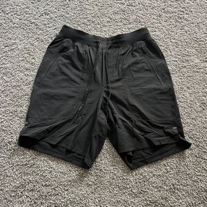 Lululemon License To Train Linerless Shorts Black 7” Stretch Performance Mens S